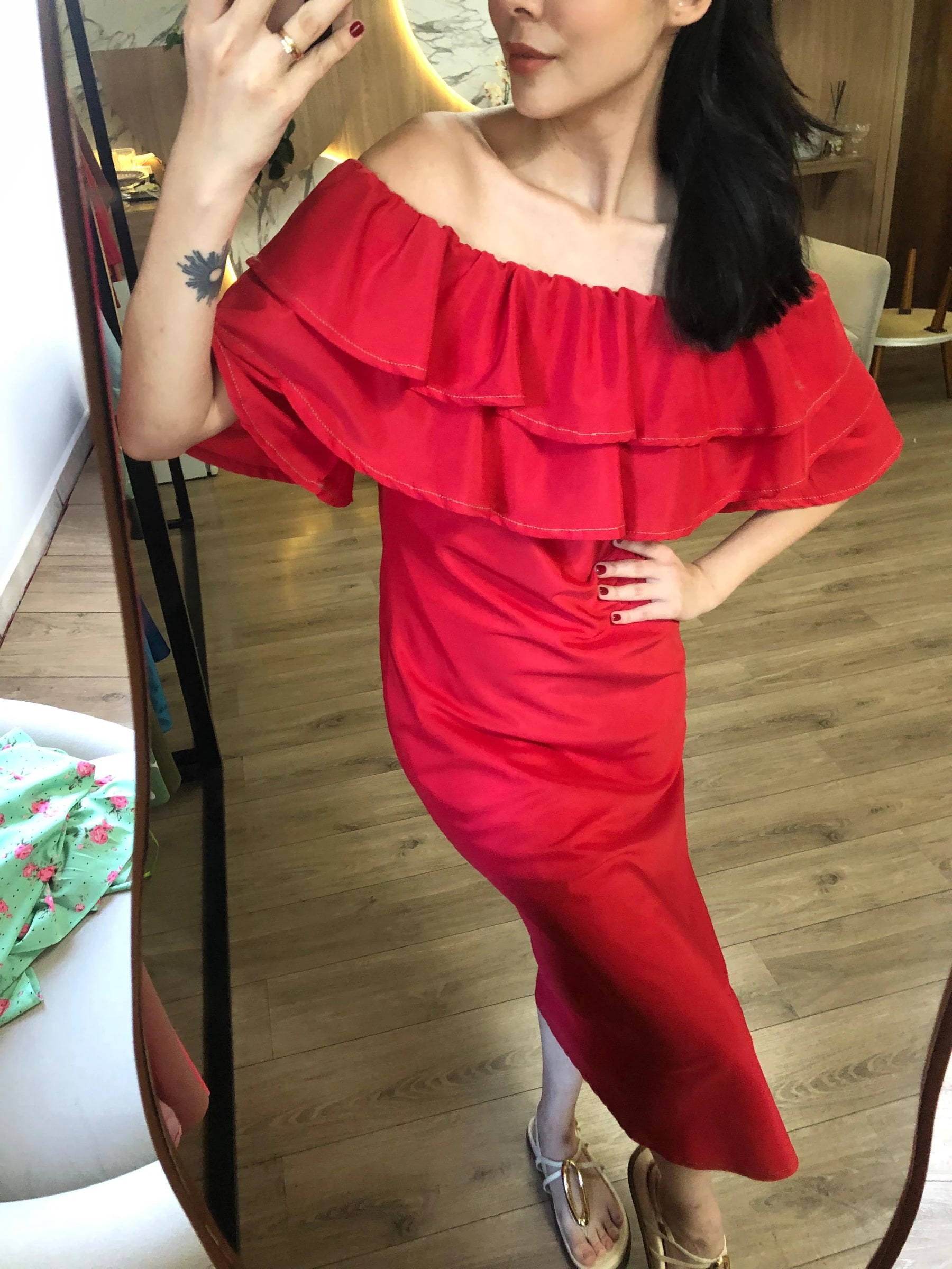 Vestido Ondas de Babados